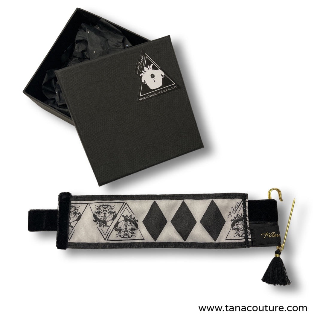 Bianco e Nero Anklet