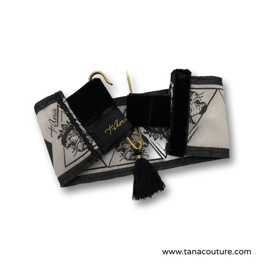 Bianco e Nero Anklet