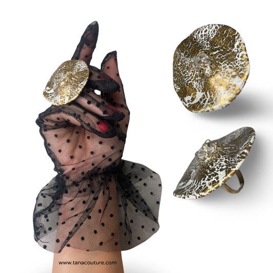 "DazzleSphere Grandeur” ring