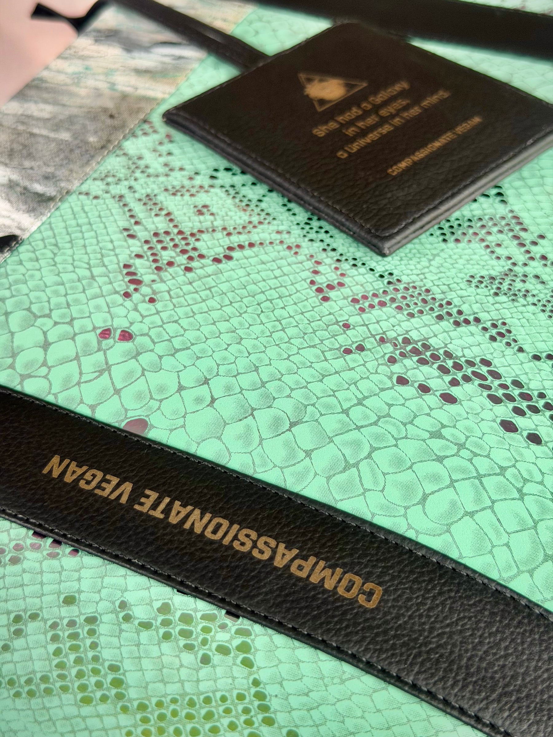 Iridescent Pistacchio Universe art handbag, additional view