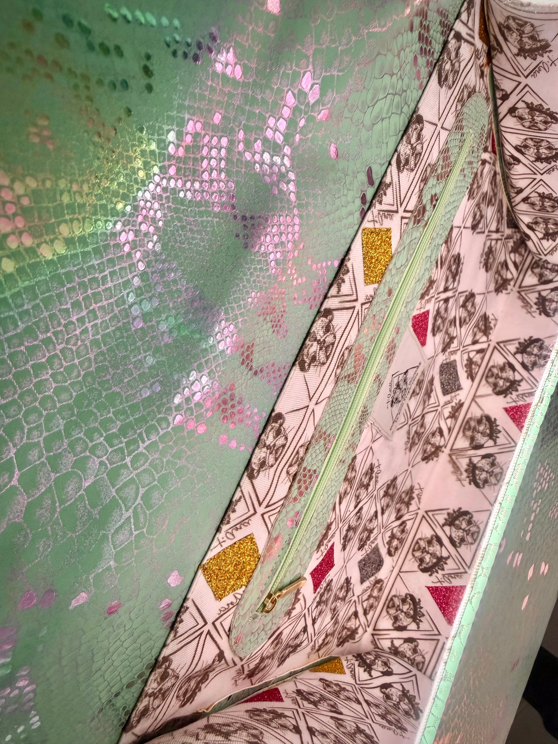 Iridescent Pistacchio Universe hand-painted handbag, detail view