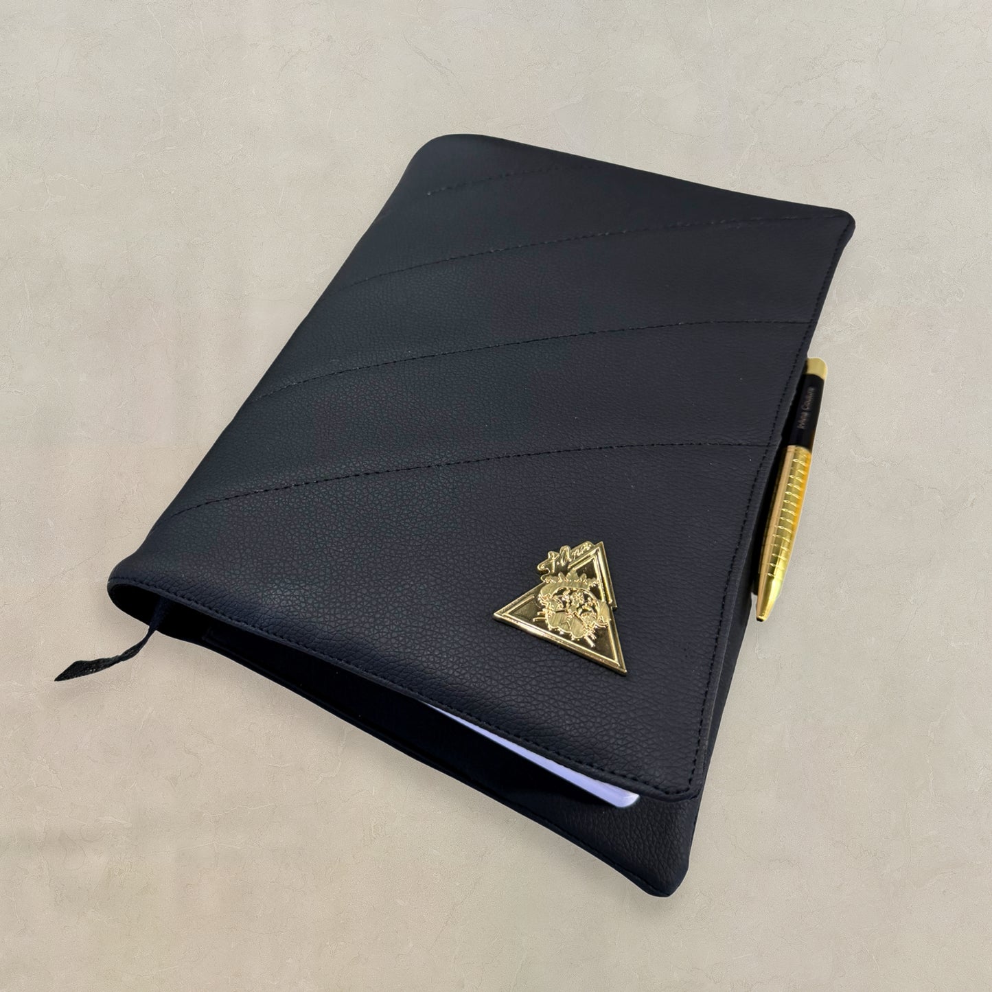Viaggio Nero Agenda Cover