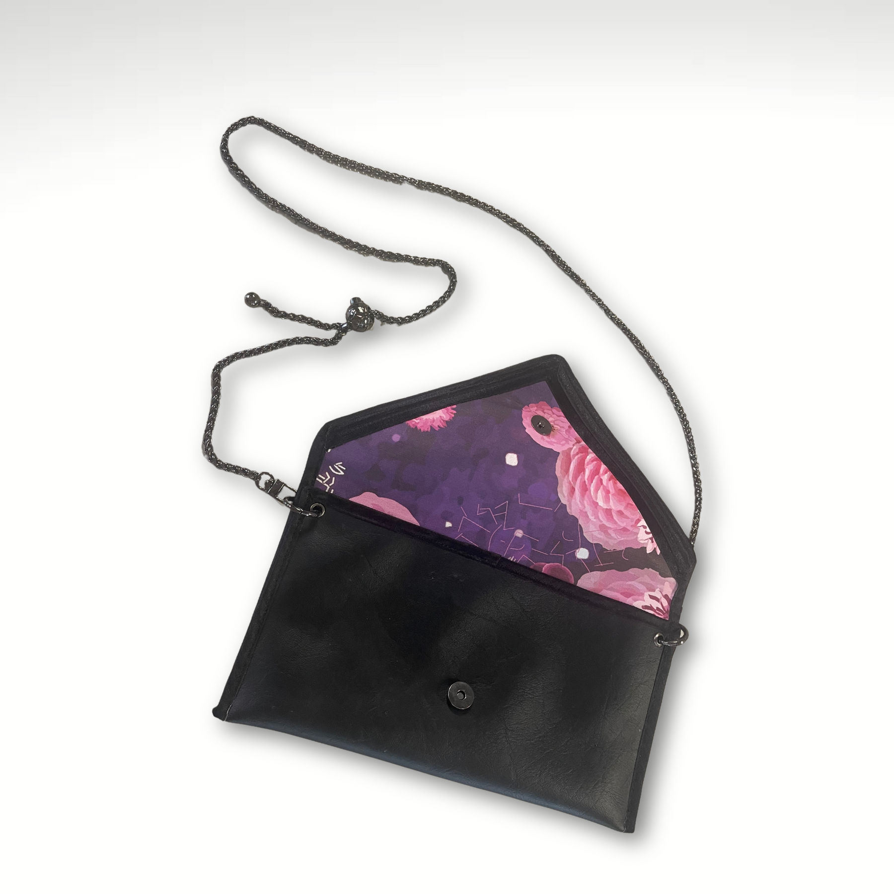 El Clásica Eclipse black envelope clutch, additional view