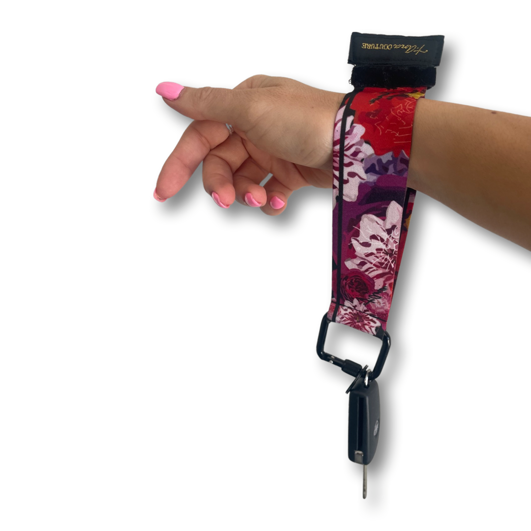 Floralida wristlet keychain, detail view