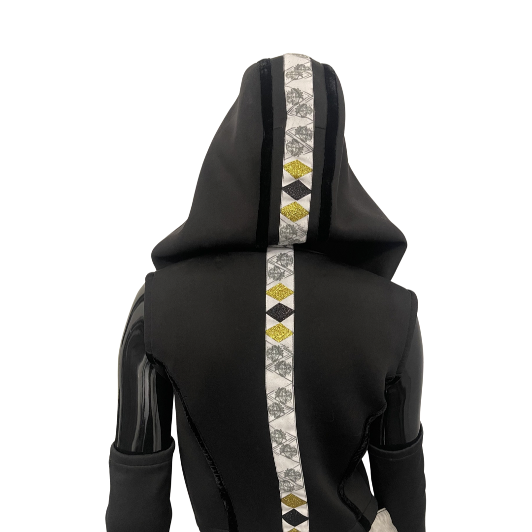 Il Classico Nero hooded vest, styled view