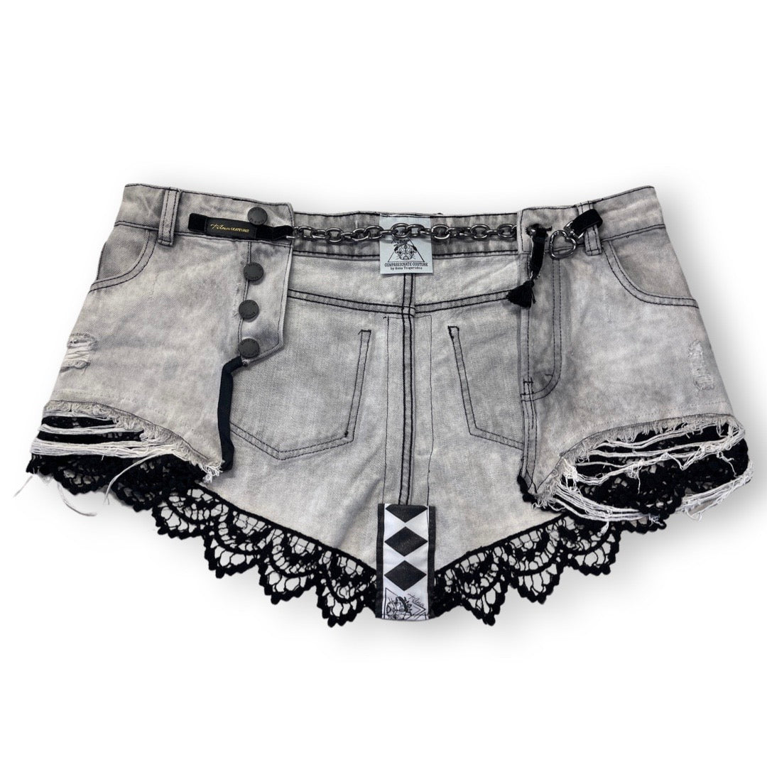 Stile di Strada Elegante grey belt, styled view