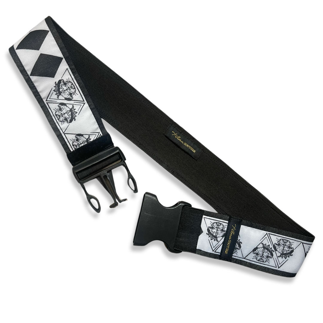 La Moderna Elegante wide belt, detail view