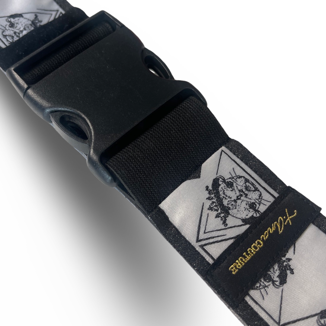 La Moderna Elegante wide textile belt, additional detail