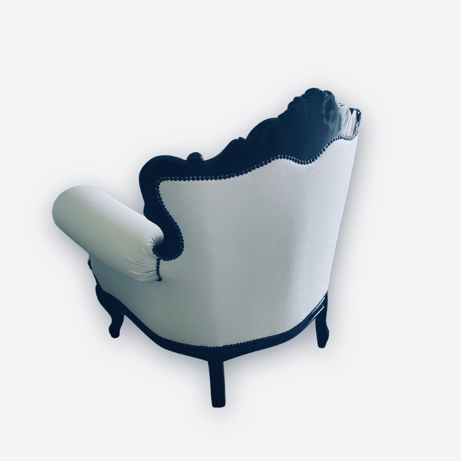 Luna Bianca restored collector armchair, additional view