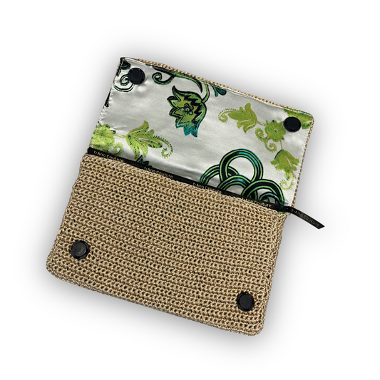 Luna Fiorita light-gold hand-knit clutch, additional view