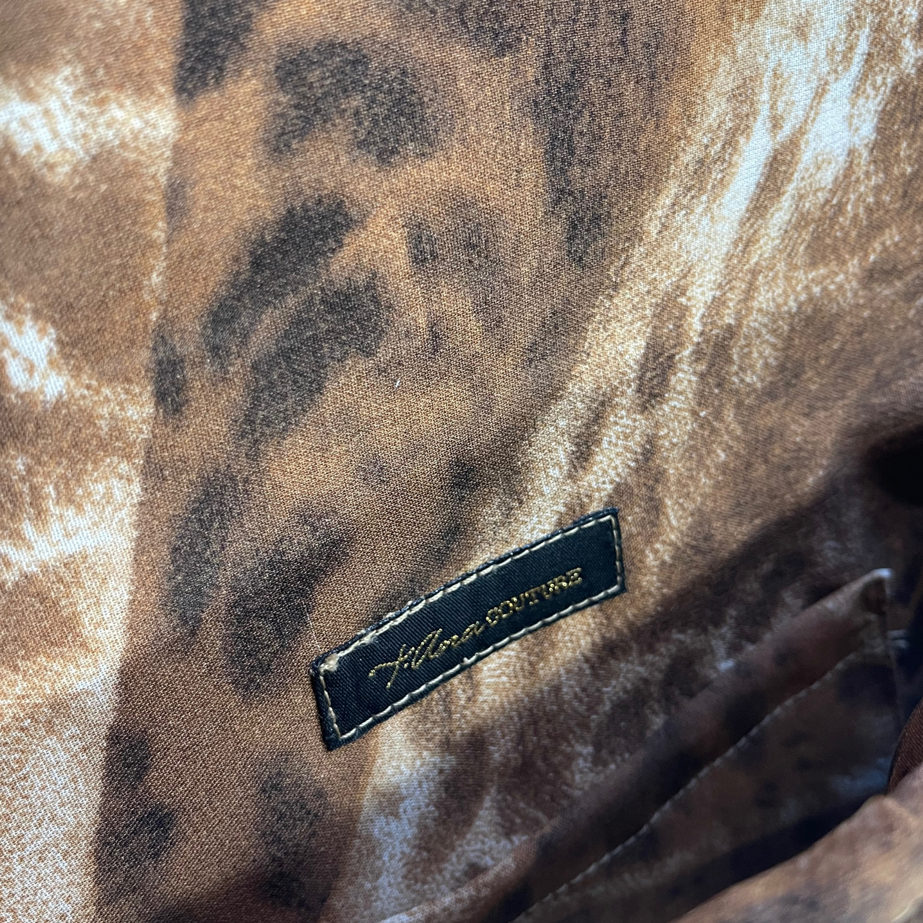 Thalassa Auria clutch, detail view