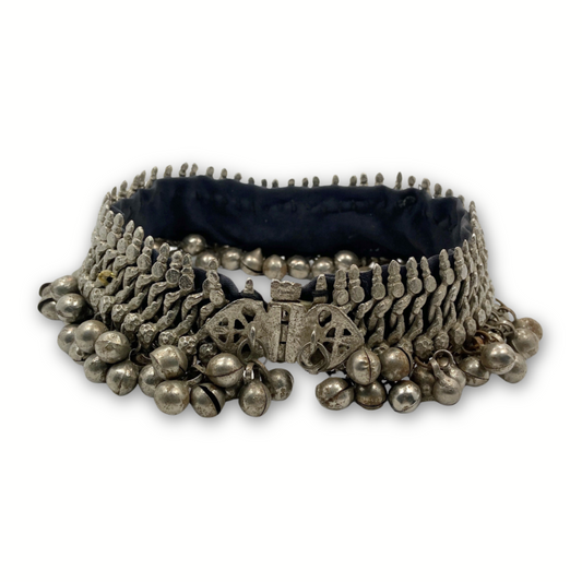 Tribal Mystique Echoes vintage silver-tone anklet with bells