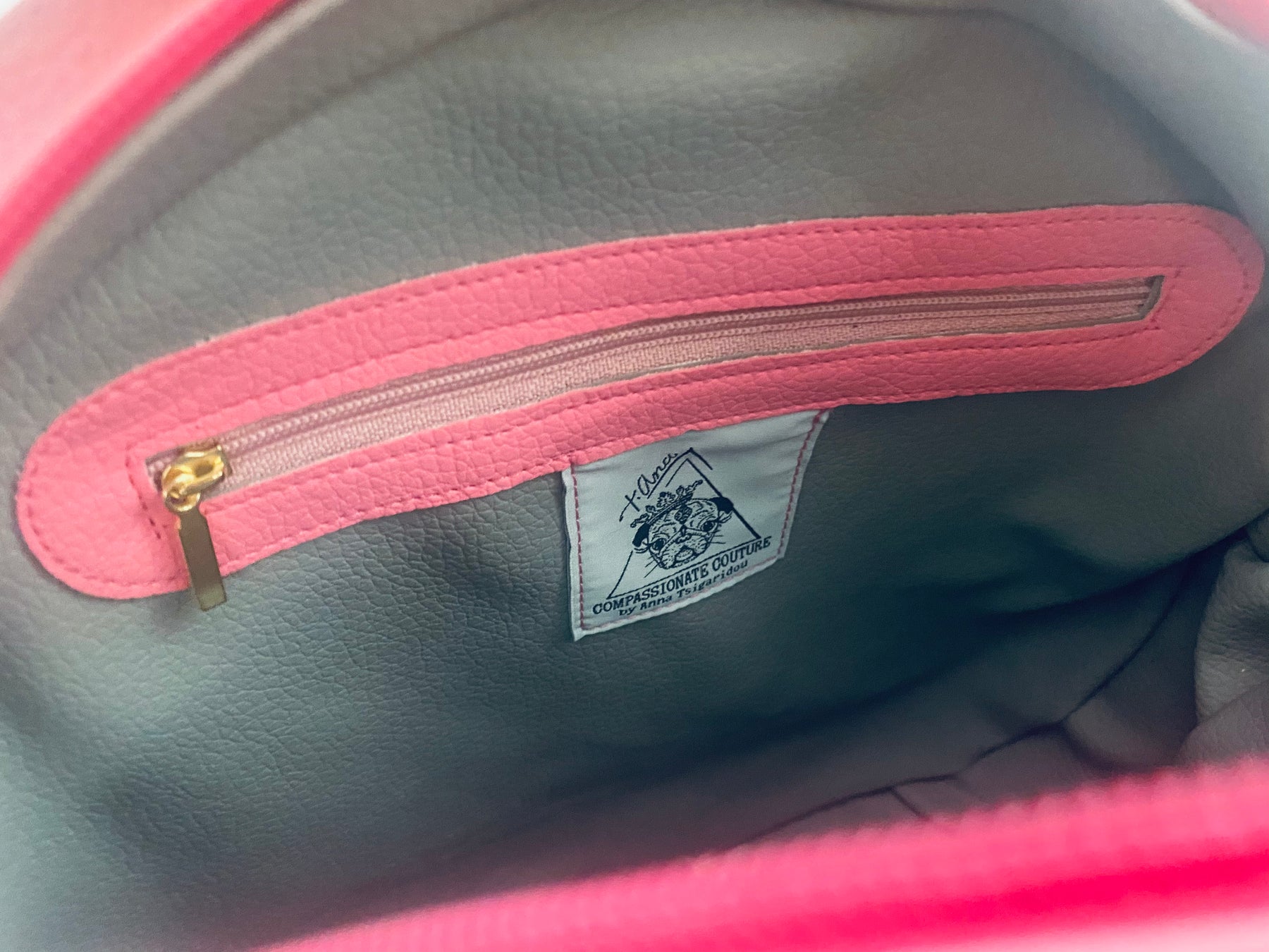 Fluorescent Pink Passion handbag, additional view