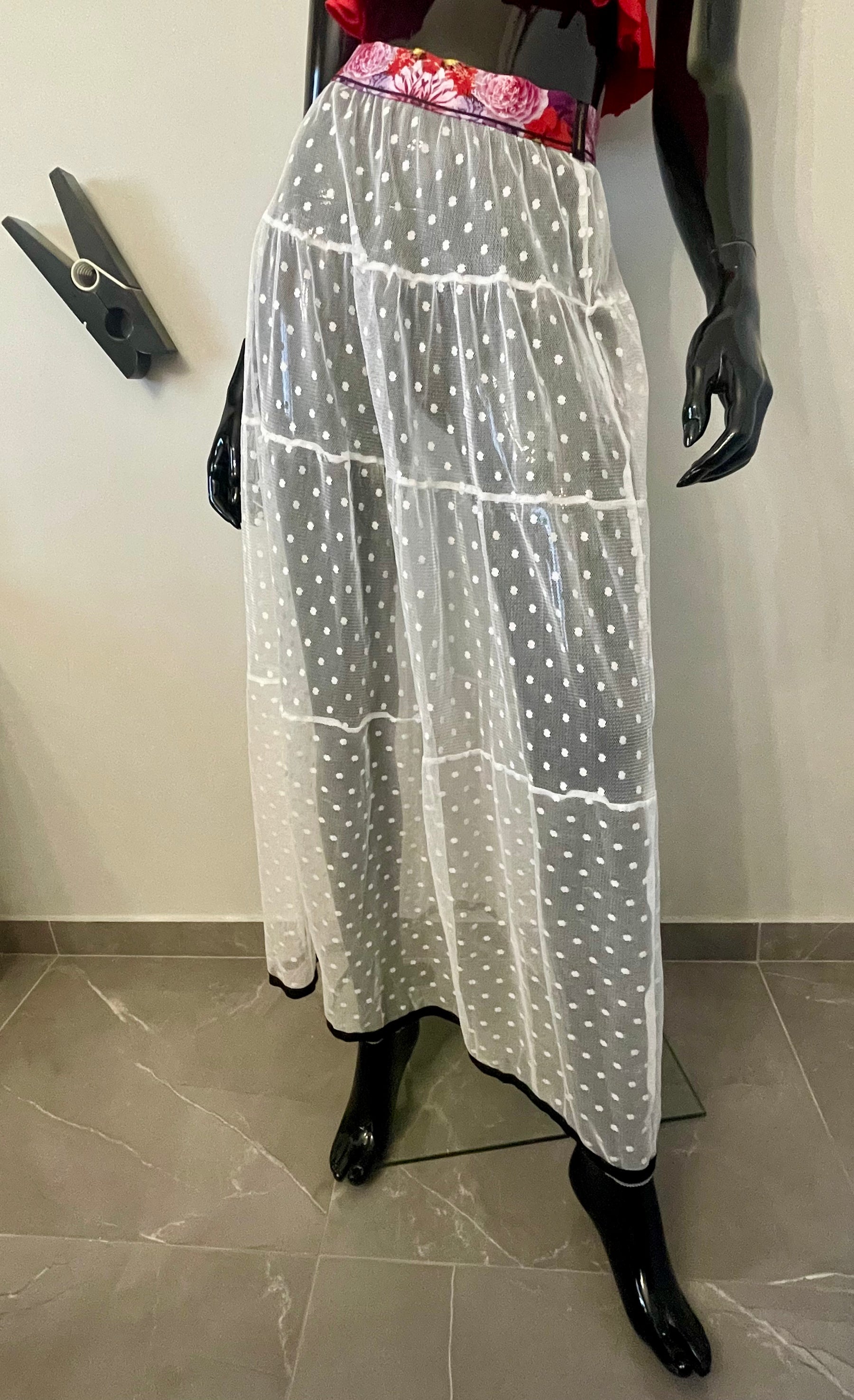 Bianco Miss Polka white skirt, additional detail