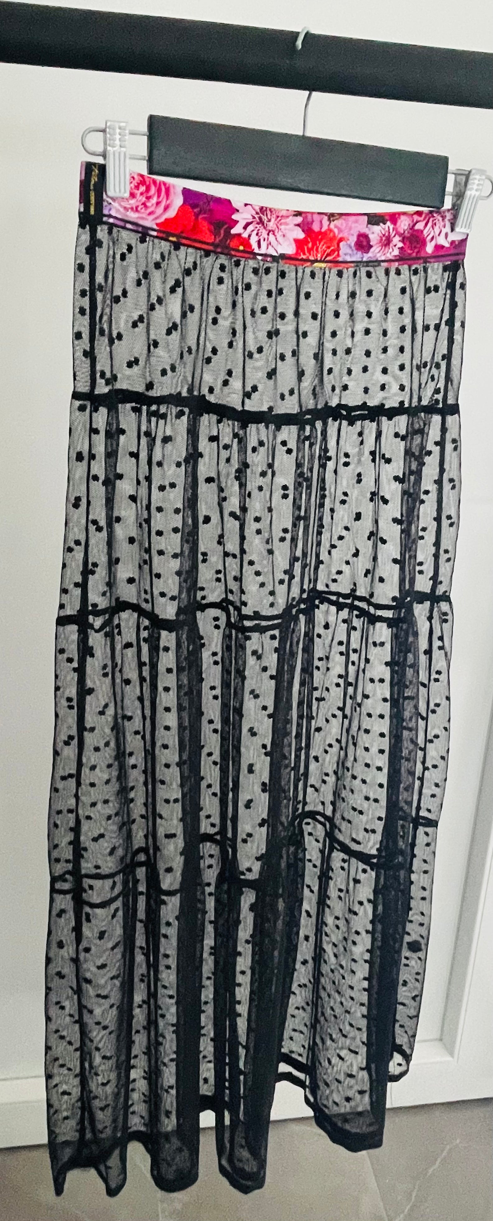 Nero Miss Polka black outfit set, additional view